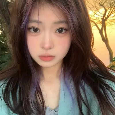 山有九色念有卿